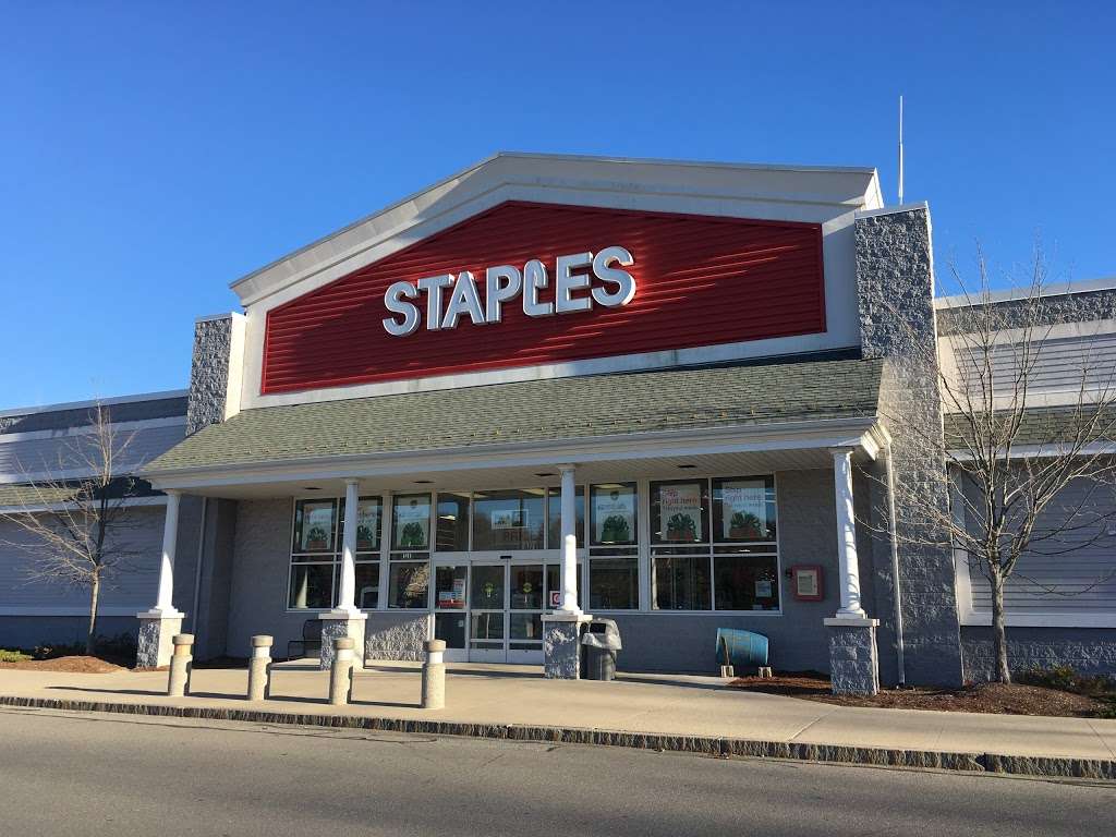 Staples | 41 Nashua Rd, Londonderry, NH 03053, USA | Phone: (603) 434-8990