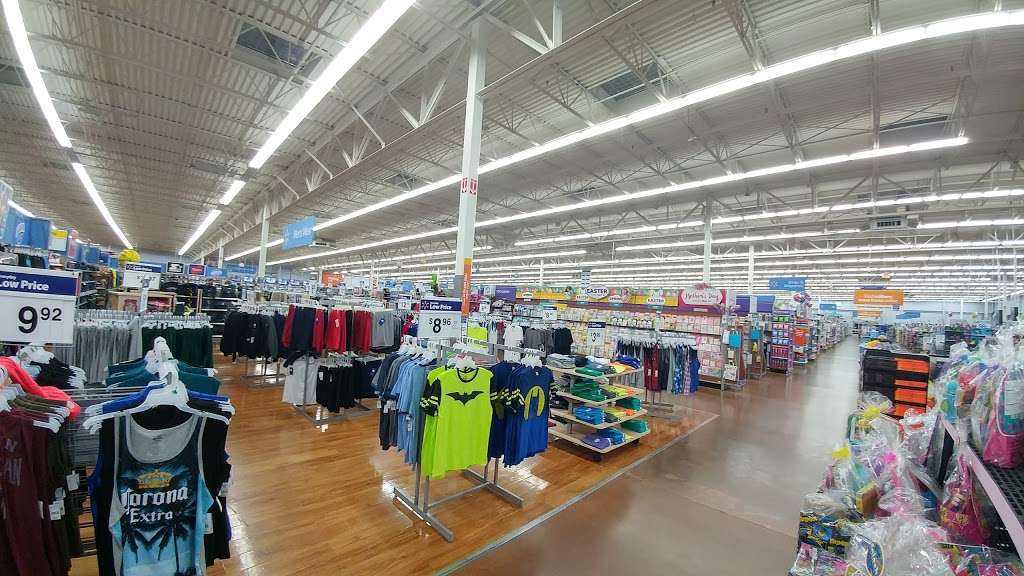 Walmart Supercenter | 2025 Merchant Mile, Columbus, IN 47201, USA | Phone: (812) 376-8680