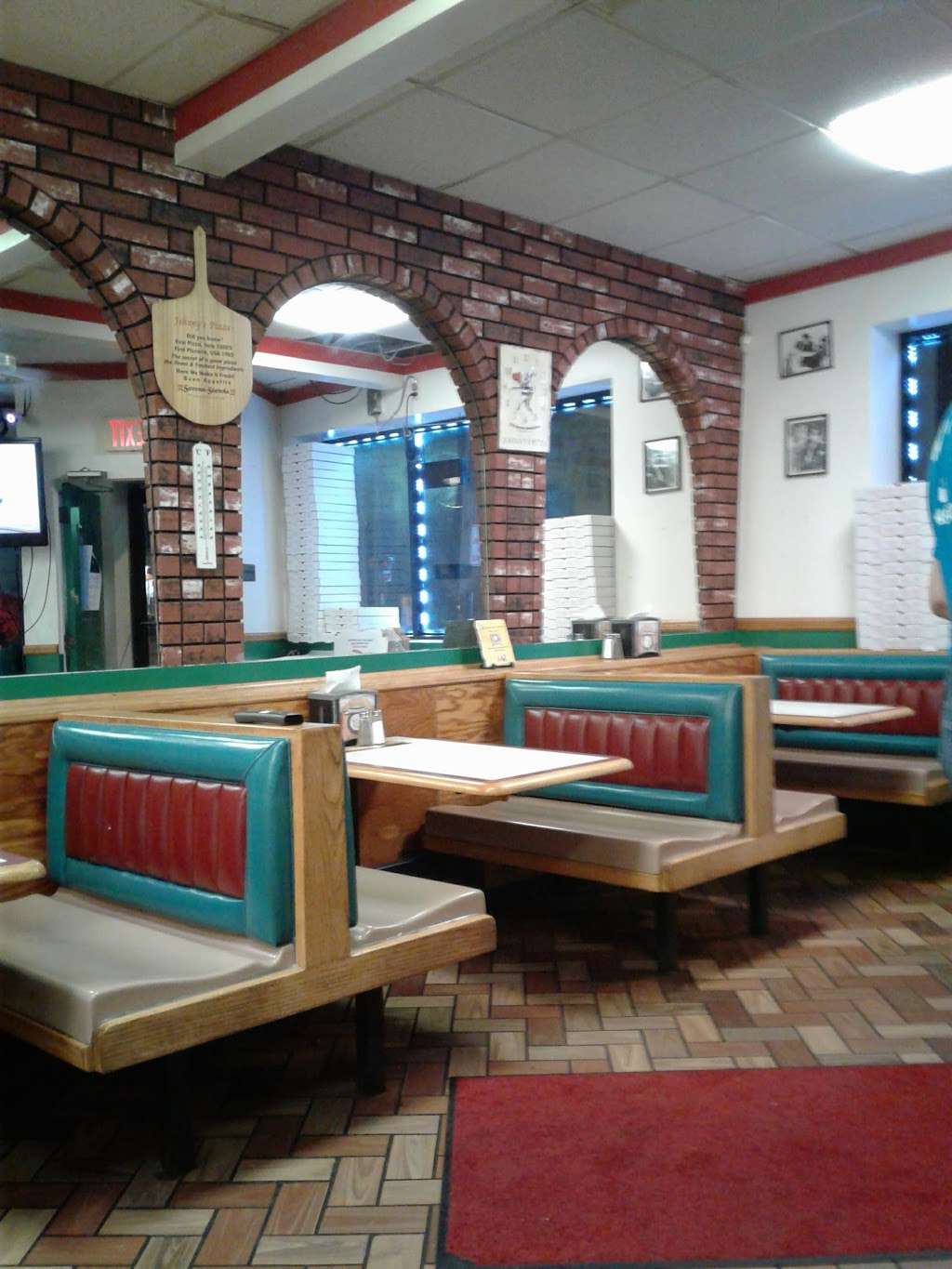 Johnnys Pizza | 547 Chester Pike, Prospect Park, PA 19076, USA | Phone: (610) 461-8600