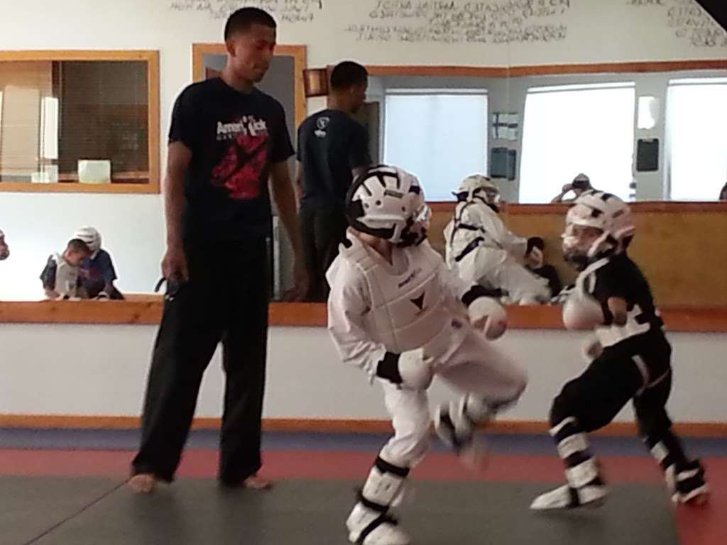 AmeriKick Martial Arts | Kickboxing 10305 | Kids Karate | 341 Sand Ln, Staten Island, NY 10305, USA | Phone: (718) 524-0244