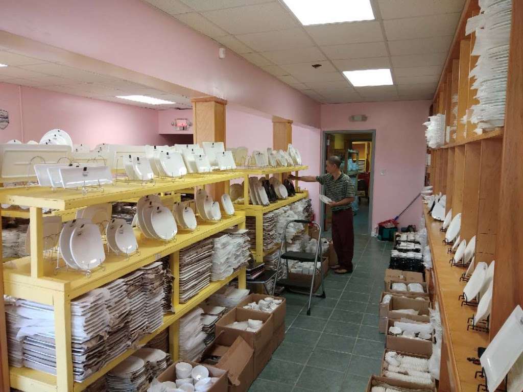 Your Turn Trading/Ceramic Dinnerware | 305 Newport Ave, Quincy, MA 02170 | Phone: (617) 328-6481