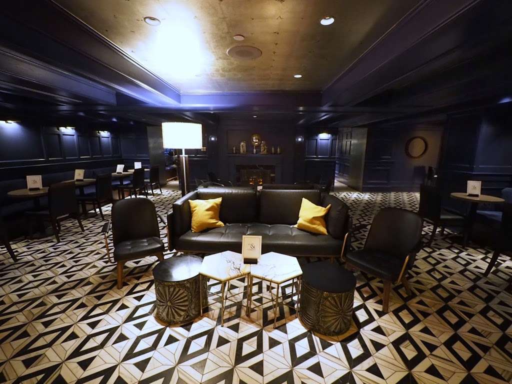 Ale & Compass Lounge | Epcot, 1700 Epcot Resorts Blvd, Orlando, FL 32830, USA