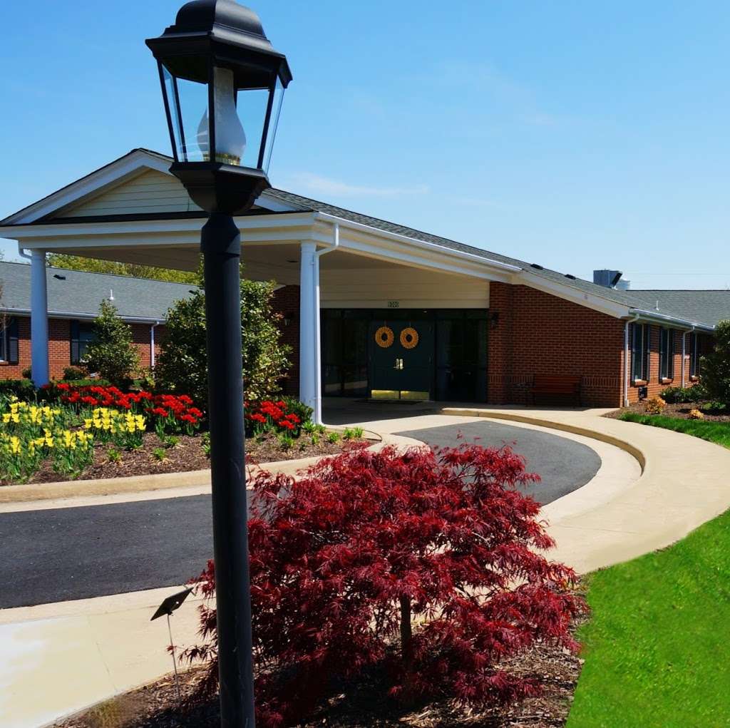 Greenfield Senior Living Of Spotsylvania | 9300 Onyx Ct, Fredericksburg, VA 22407 | Phone: (540) 369-6135