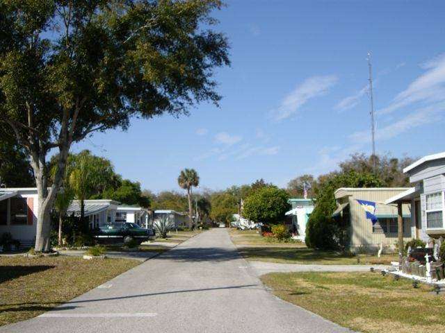 Leesburg Lakeshore Mobile Home | 1208 Lee St, Leesburg, FL 34748, USA | Phone: (352) 787-5683