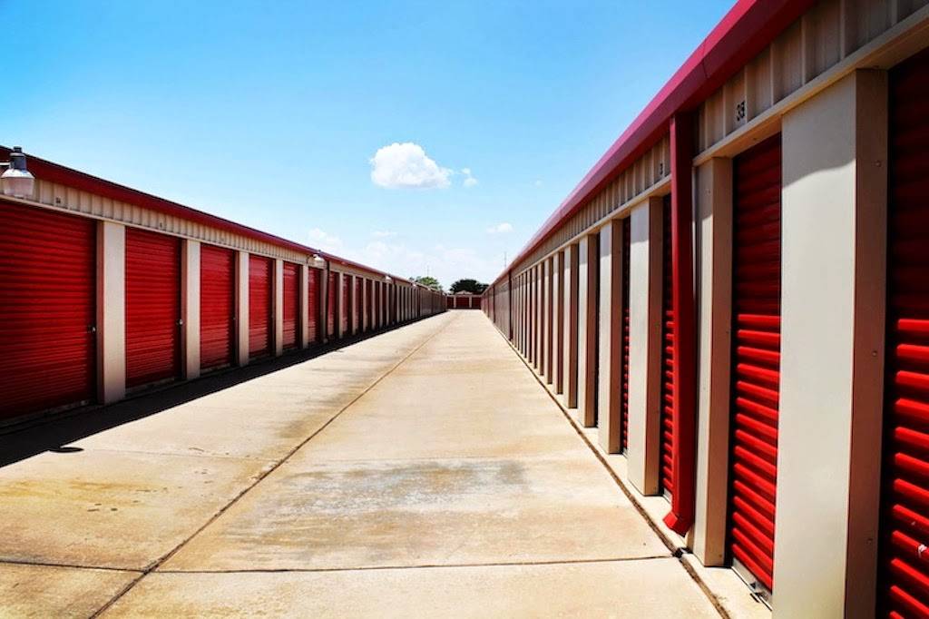 Affordable Self Storage in Slaton | 1440 E Woodrow Rd, Slaton, TX 79364, USA | Phone: (806) 828-4848