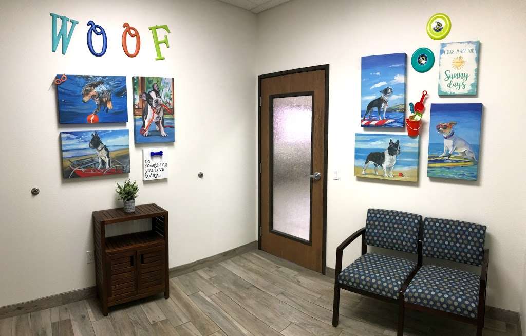 Chino Hills Animal Hospital & Pet Resort | 3415 Chino Ave, Chino, CA 91710, USA | Phone: (909) 591-1805