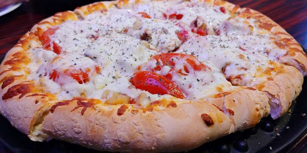 Rosatis Pizza | 2083 Orchard Rd, Montgomery, IL 60538, USA | Phone: (630) 264-4410