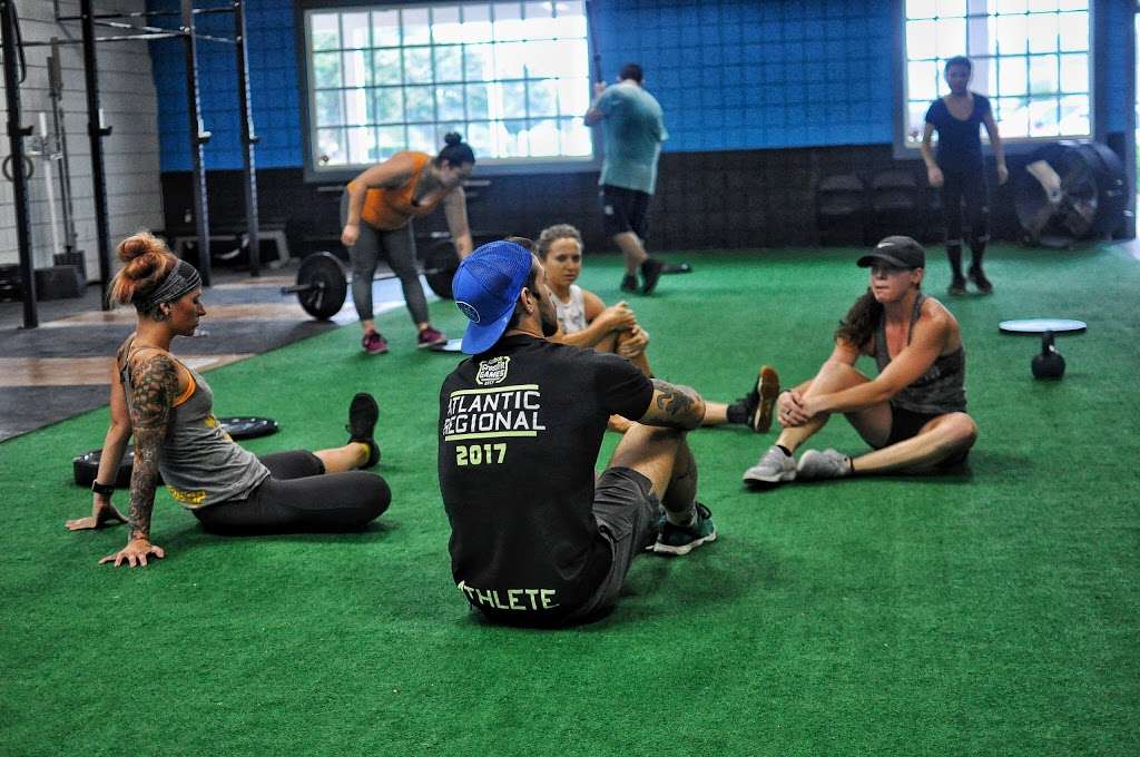 CrossFit Mountain Island | 8416 Bellhaven Blvd, Charlotte, NC 28216 | Phone: (803) 242-4816