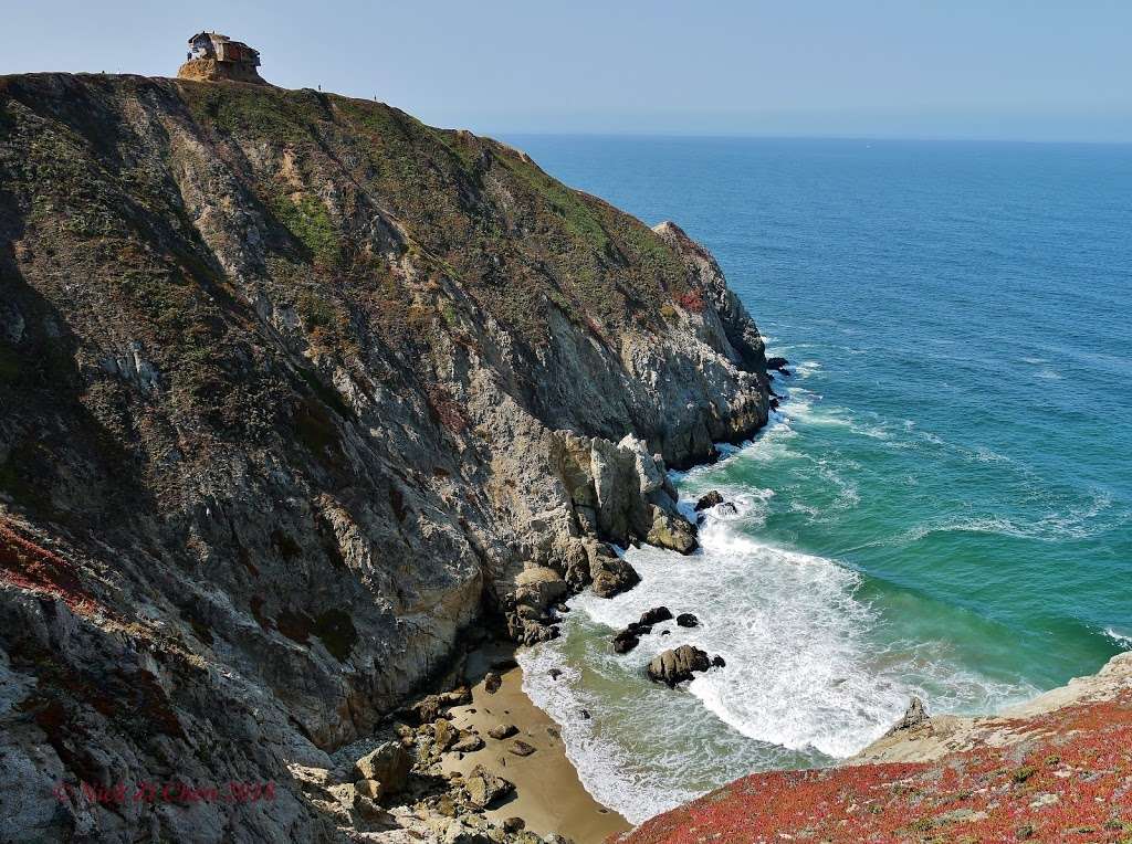 Devil’s Slide Trail (south parking lot) | CA-1, Half Moon Bay, CA 94019, USA