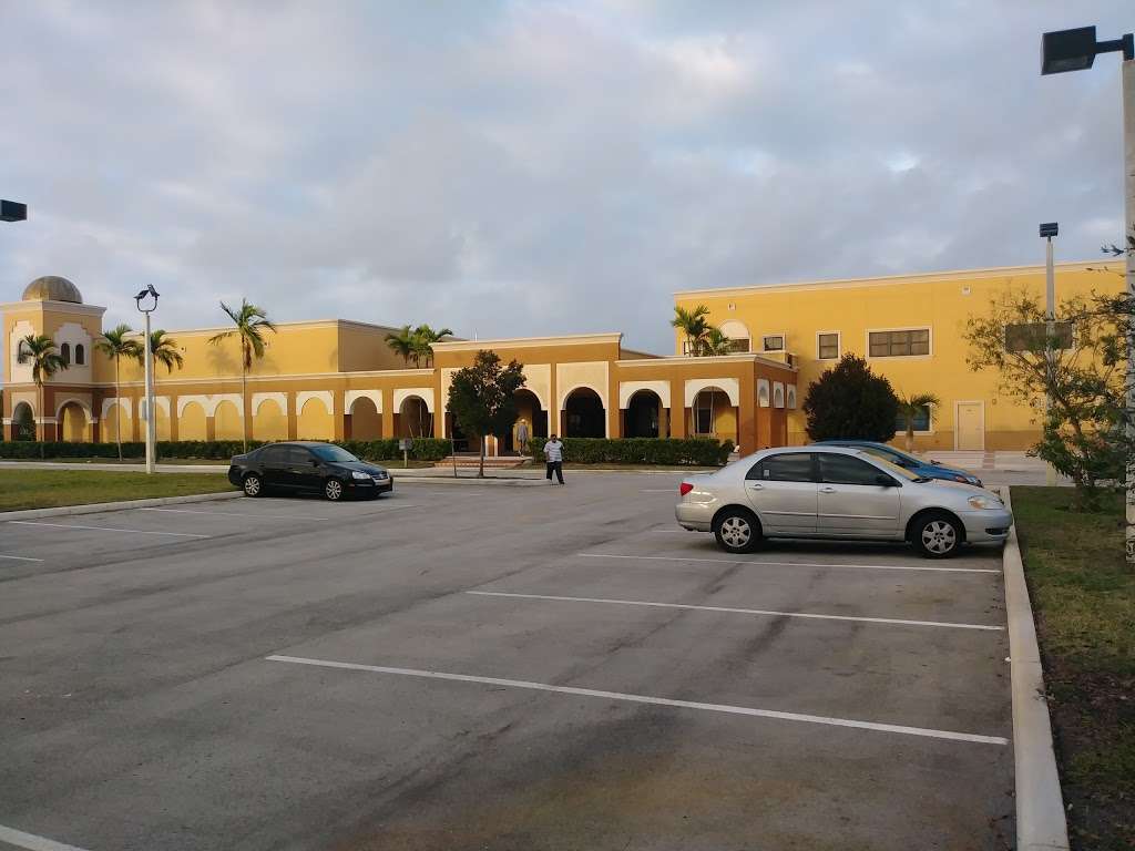 Islamic Center of South Florida | 1641 NW 15th St, Pompano Beach, FL 33069, USA | Phone: (954) 946-2723