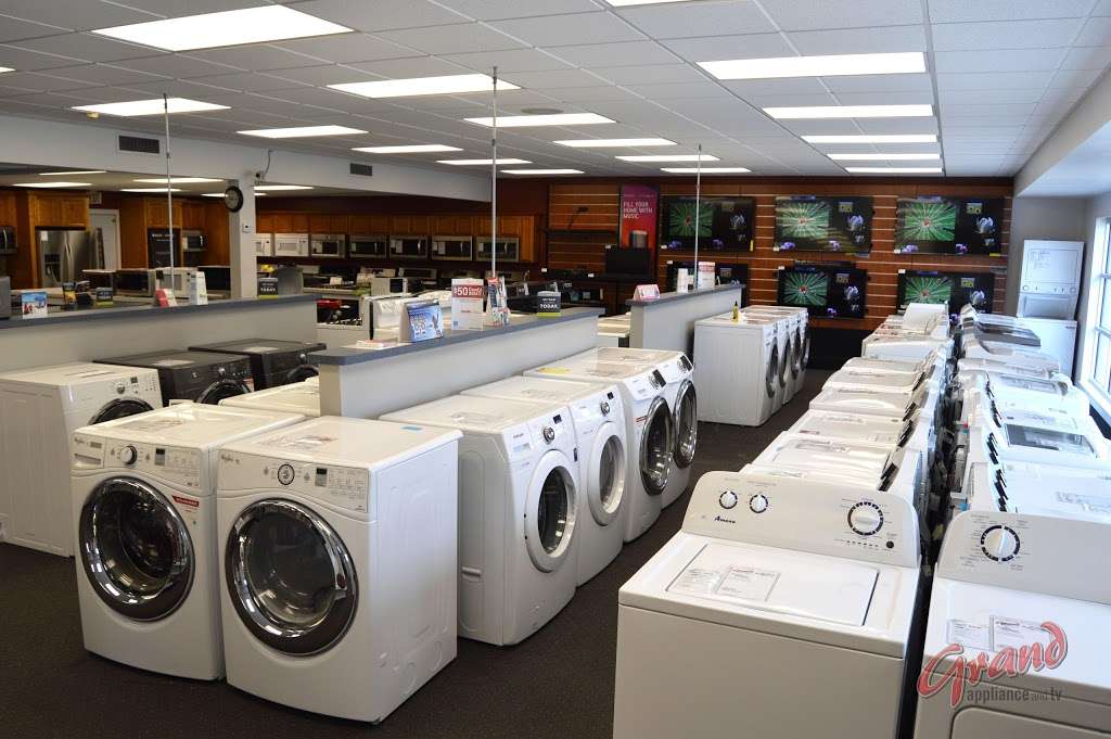 Grand Appliance and TV | 2915 Grand Ave, Waukegan, IL 60085, USA | Phone: (847) 336-4725