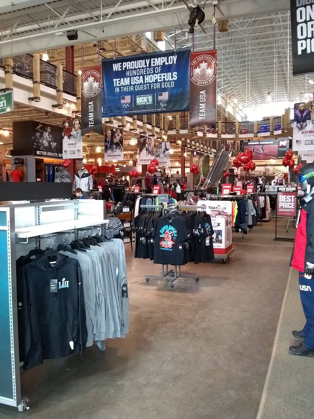 DICKS Sporting Goods | 11260 Wayzata Blvd, Minnetonka, MN 55305, USA | Phone: (952) 525-0200