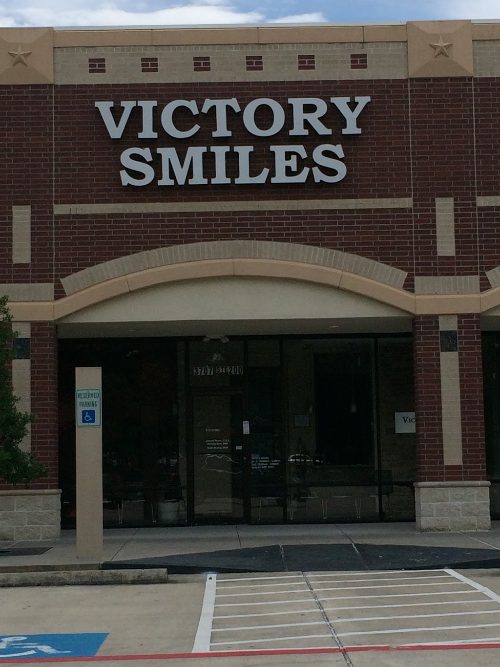 Victory Smiles Dentist- The Woodlands | 3707 College Park Dr Suite 200, The Woodlands, TX 77384, USA | Phone: (936) 447-9600