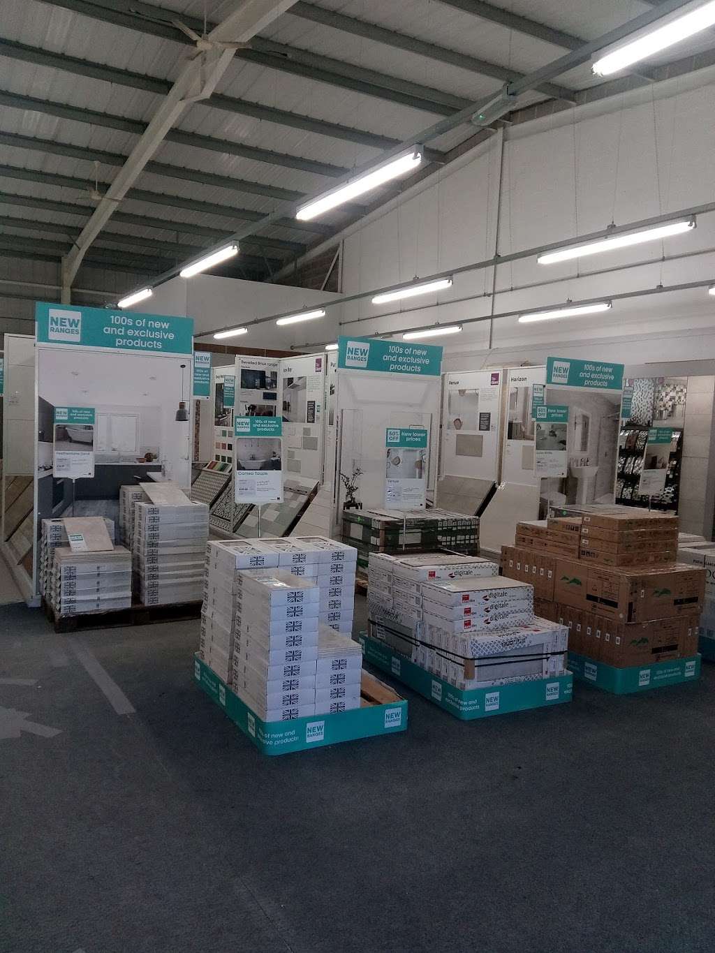 Tile Giant | Atlas Trade Park Unit B2, Fraser Rd, Erith DA8 1QS, UK | Phone: 01322 448768