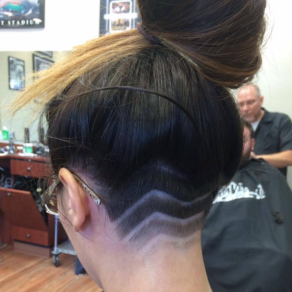 Chelsea Gaydos at Sola Salon | 1500 Washington Rd #1402, Pittsburgh, PA 15228, USA | Phone: (412) 577-8092