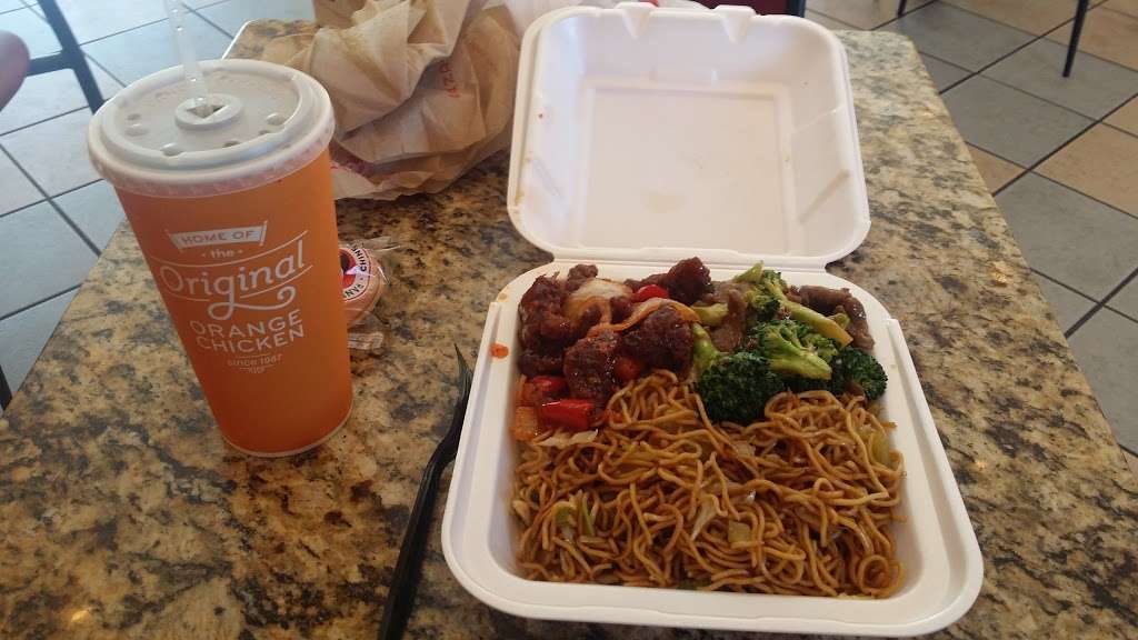 Panda Express | 28162 Newhall Ranch Rd, Santa Clarita, CA 91350 | Phone: (661) 702-0279