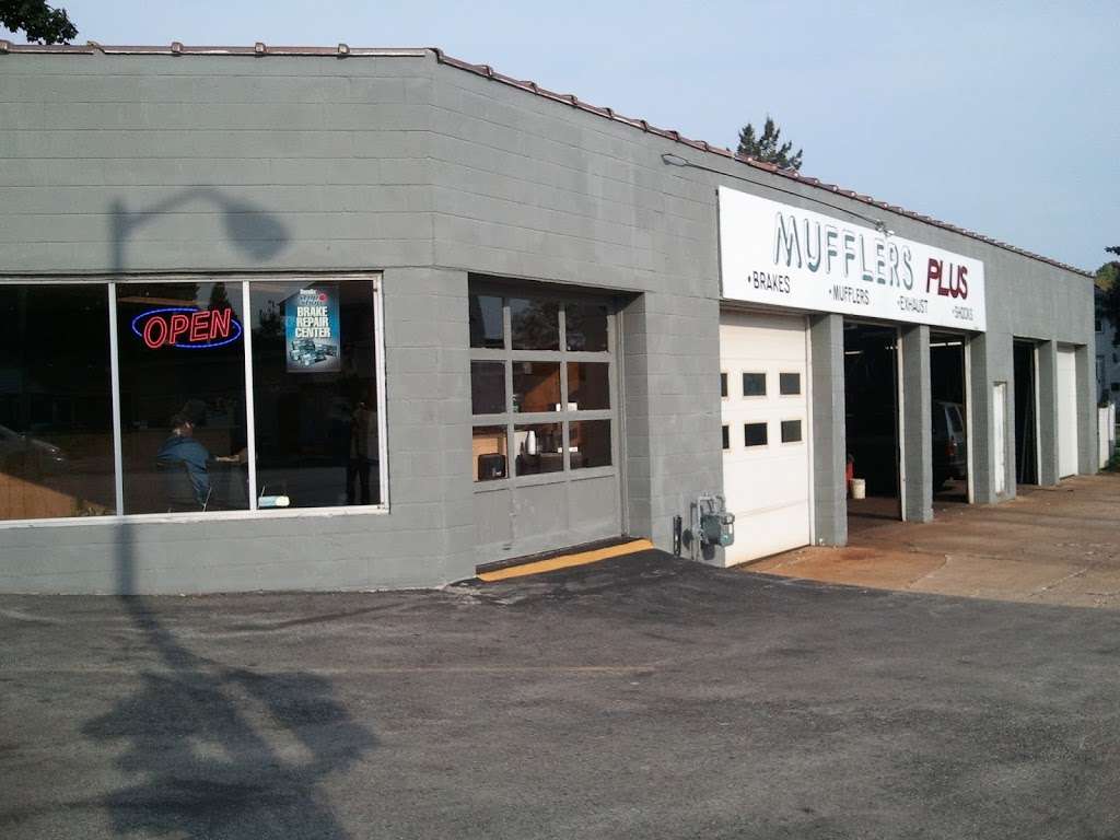 Mufflers Plus | 9200 W National Ave, Milwaukee, WI 53227, USA | Phone: (414) 327-6669