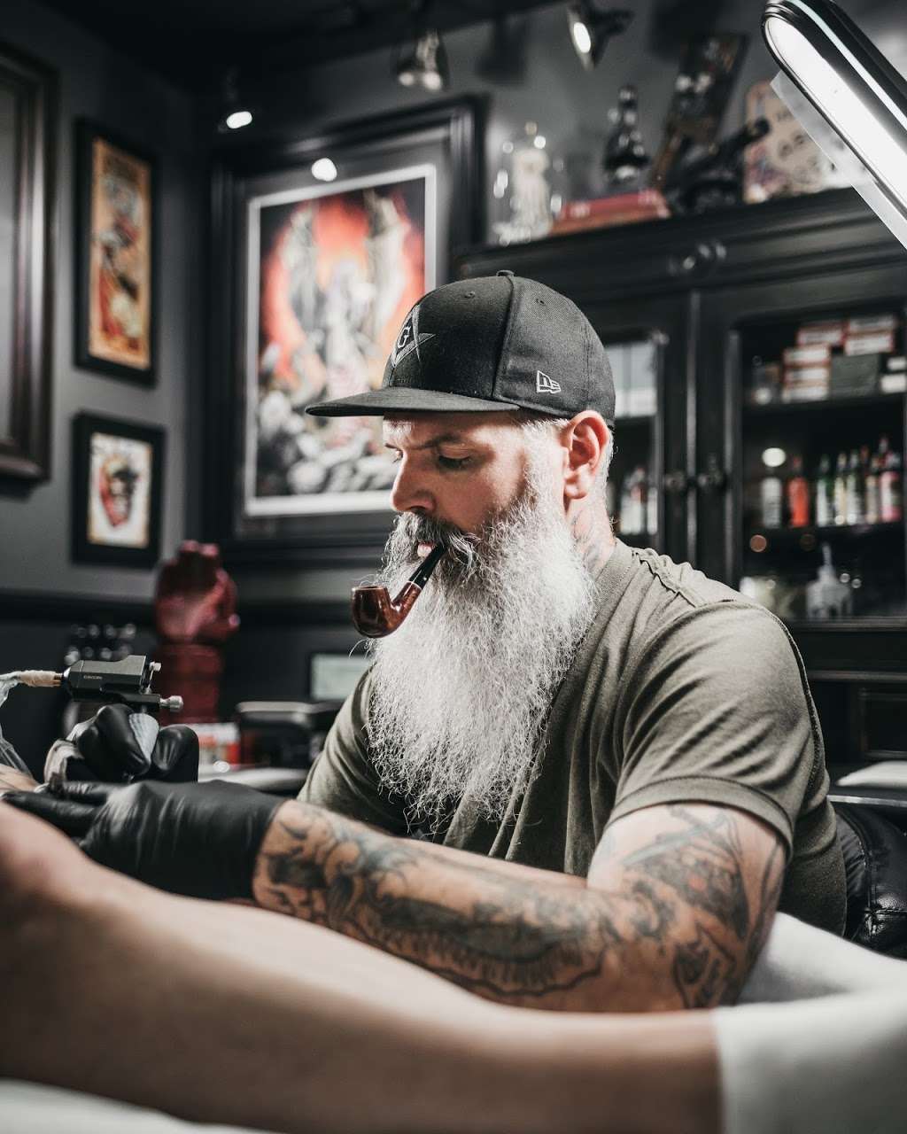 Left Hand Black | 1947 Fern St #5, San Diego, CA 92102, USA | Phone: (619) 546-6555