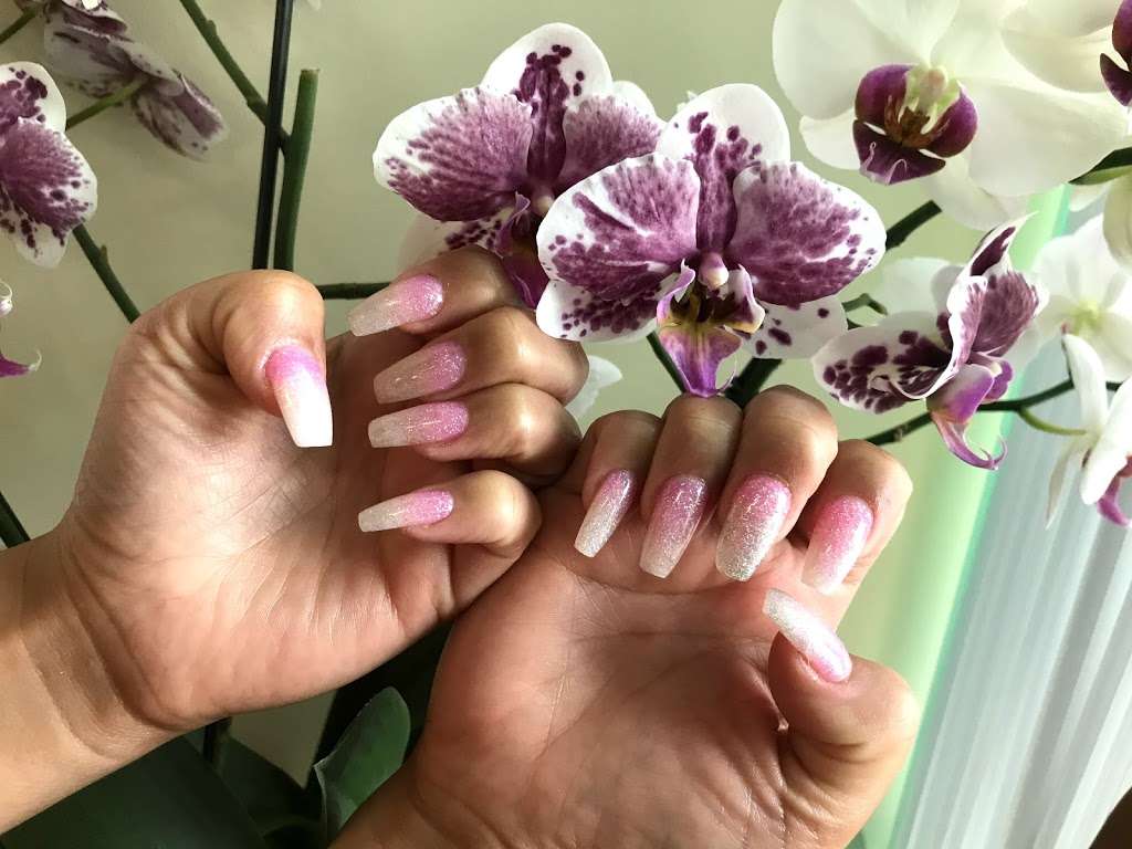 Nails By Mimi | 4003 Plainfield-Naperville Rd #117, Naperville, IL 60564, USA | Phone: (630) 904-3500