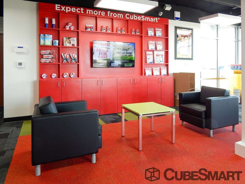 CubeSmart Self Storage | 5818 Lyndon B Johnson Fwy, Dallas, TX 75240, USA | Phone: (972) 980-7206