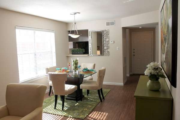 Reserve at Windmill Lakes Apartments | 9988 Windmill Lakes Blvd, Houston, TX 77075, USA | Phone: (713) 941-0240