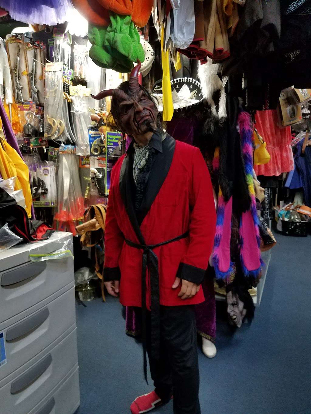 Arlenes Costume Shop | 675 Batchelor St A, Toms River, NJ 08753, USA | Phone: (732) 244-8777