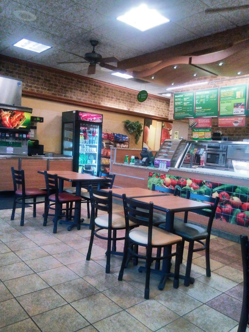 Subway Restaurants | 7211 W 63rd St, Summit, IL 60501, USA | Phone: (708) 924-1467