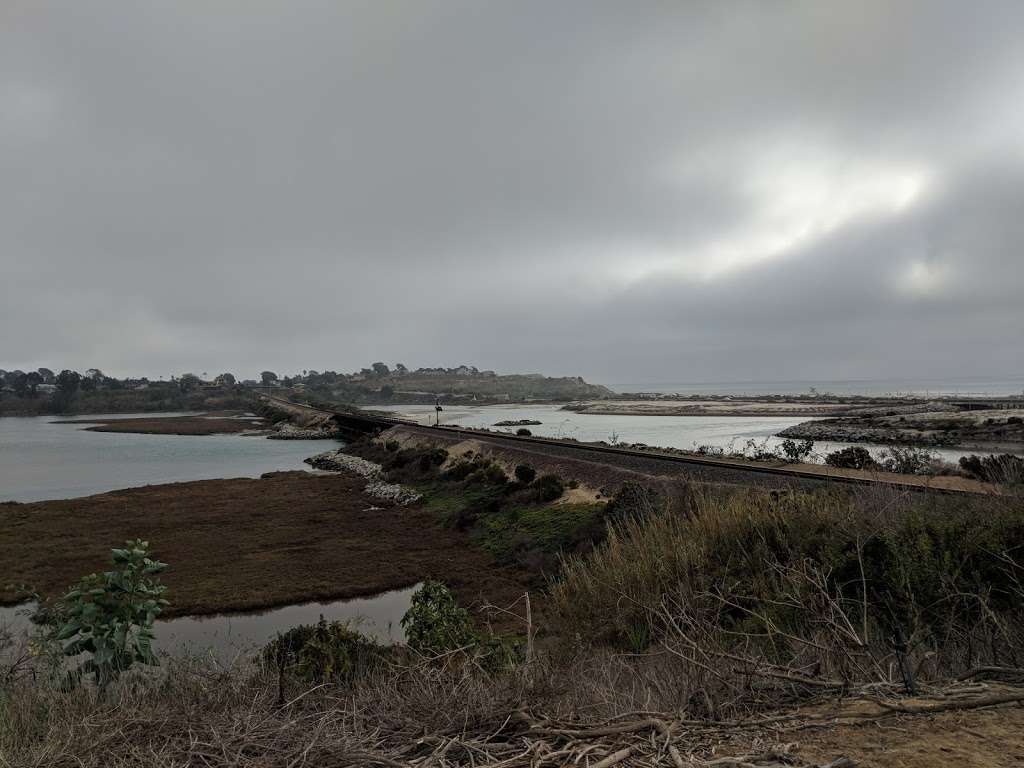 Batiquitos Lagoon North Bluff Trail Windrose Circle Trailhead | Carlsbad, CA 92011, USA | Phone: (760) 434-2824