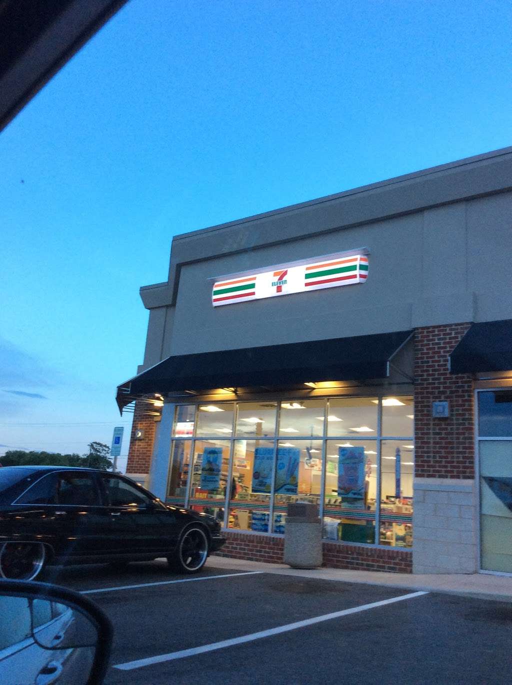 7-Eleven | 1036 Warrenton Rd #107, Fredericksburg, VA 22406, USA | Phone: (540) 286-2518