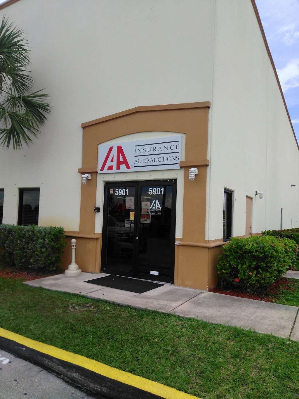 Insurance Auto Auctions | 20499 Stirling Rd, Fort Lauderdale, FL 33332, USA | Phone: (954) 680-4370