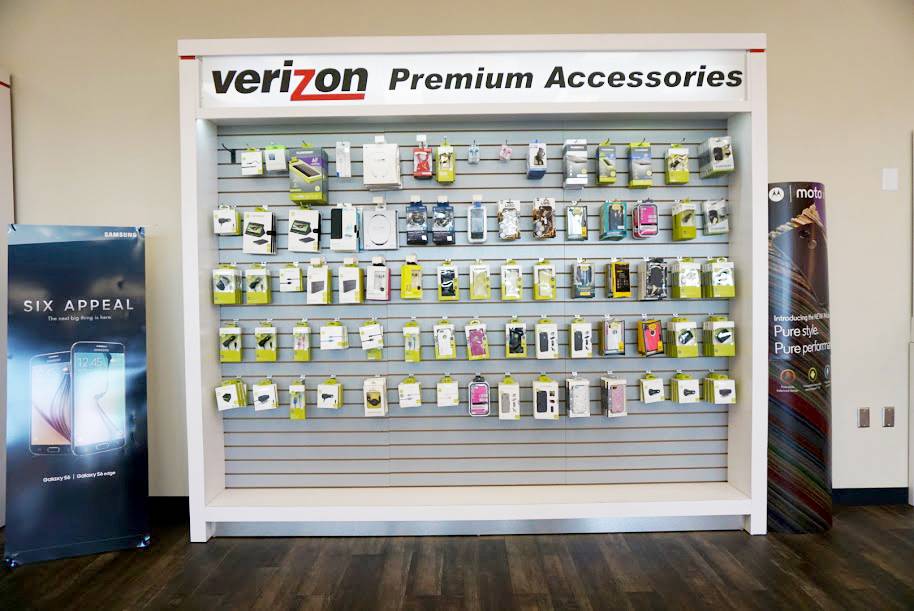 Verizon Authorized Retailer – Victra | 22618 Hwy 99 Suite 104, Edmonds, WA 98026, USA | Phone: (425) 774-3130