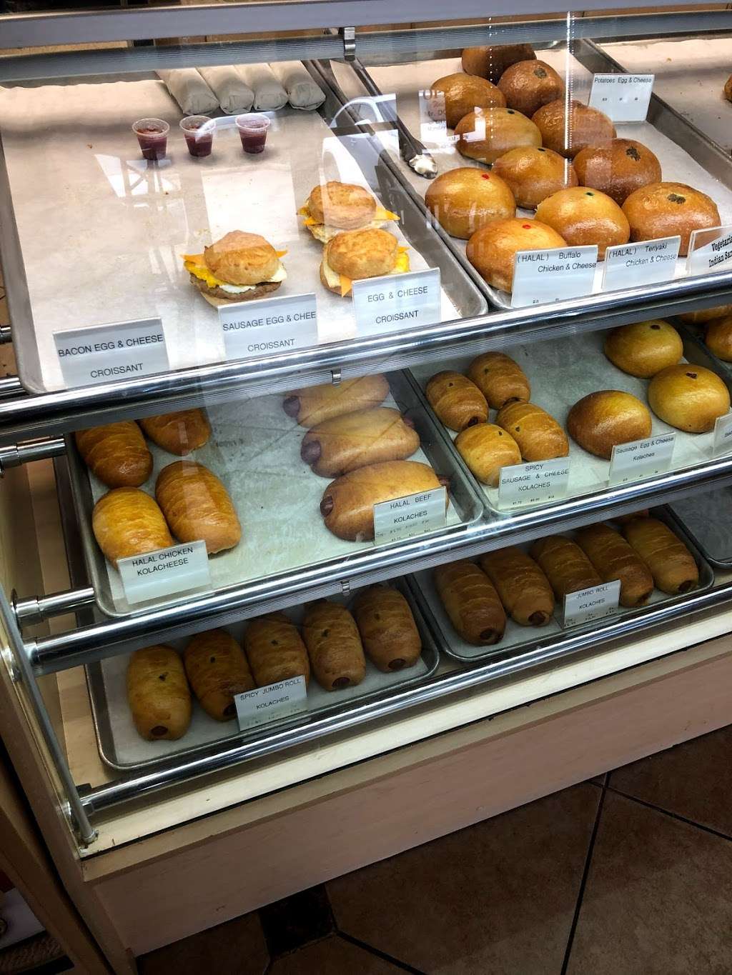 Mr.Donut & Kolaches | 1226 Museum Square Dr #558, Sugar Land, TX 77479, USA | Phone: (281) 491-0097