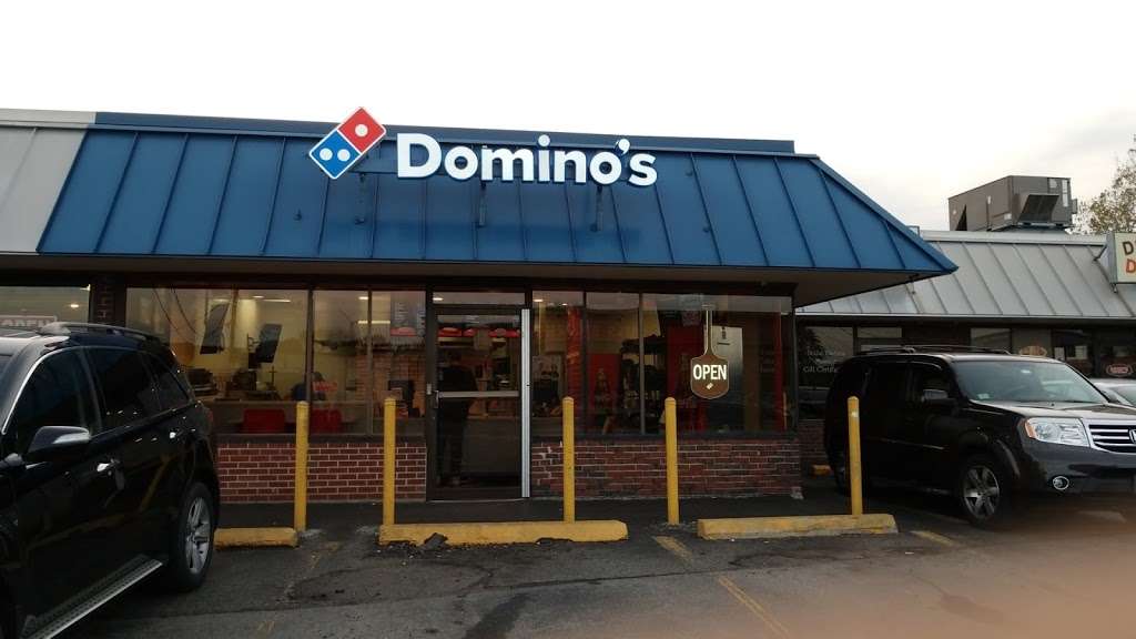 Dominos Pizza | 199 Mystic Ave, Medford, MA 02155, USA | Phone: (781) 395-0080