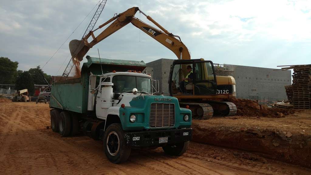 C D Green Trucking - Dump Truck Services | 148 Fair Wind Ln, Statesville, NC 28677, USA | Phone: (704) 902-4536