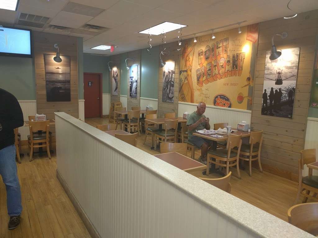 Jersey Mikes Subs | 2627 NJ-70, Manasquan, NJ 08736, USA | Phone: (732) 528-7878