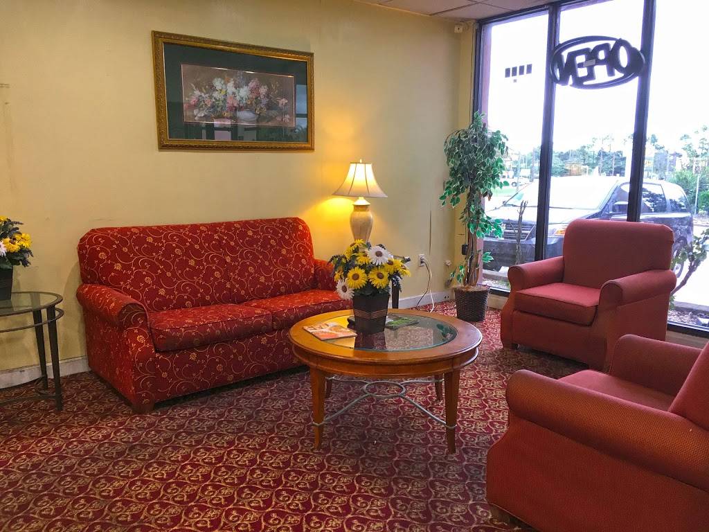 Americas Best Inn Birmingham Airport | 5101 Messer Airport Hwy, Birmingham, AL 35212, USA | Phone: (205) 592-6110