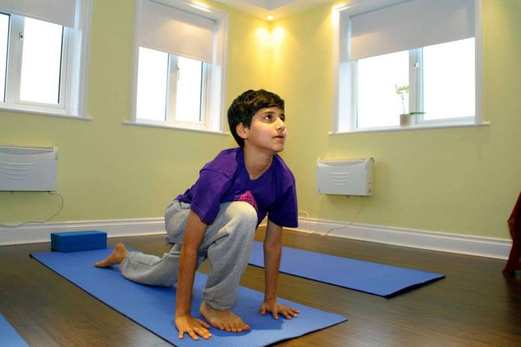 North London Yoga Centre | 114 Cockfosters Rd, Barnet EN4 0DP, UK | Phone: 07976 781357