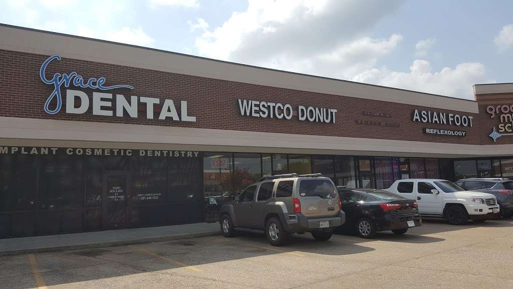 Westco Doughnuts | 5022 US-90 ALT # V, Sugar Land, TX 77498, USA | Phone: (281) 277-9389