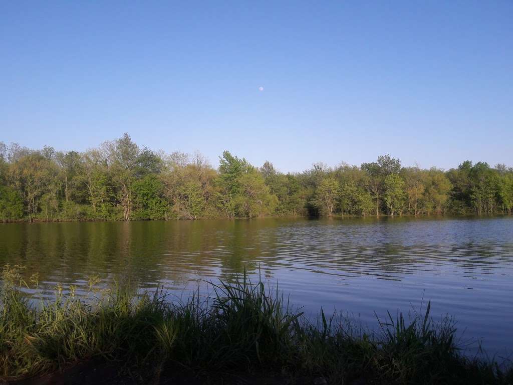 Louisburg Middle Creek Lake | Louisburg, KS 66053, USA