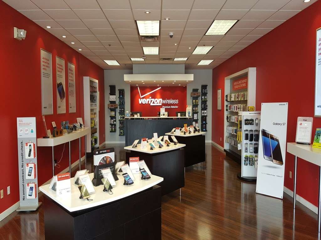 Verizon Authorized Retailer, TCC | 3730 Easton-Nazareth Hwy, Easton, PA 18045, USA | Phone: (610) 923-7000