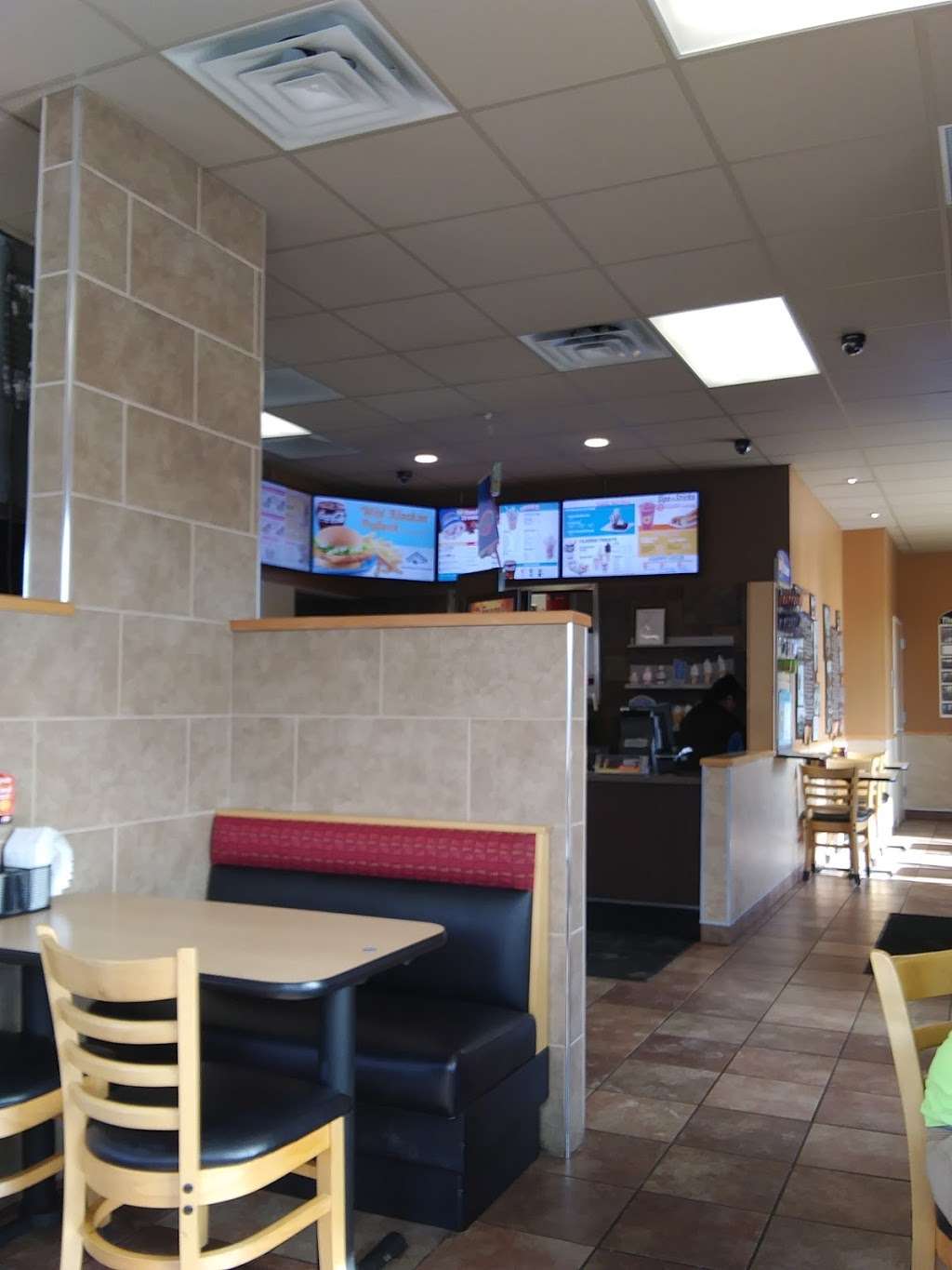 Dairy Queen Grill & Chill | 5625 Pebble Village Ln, Noblesville, IN 46062, USA | Phone: (317) 804-5218