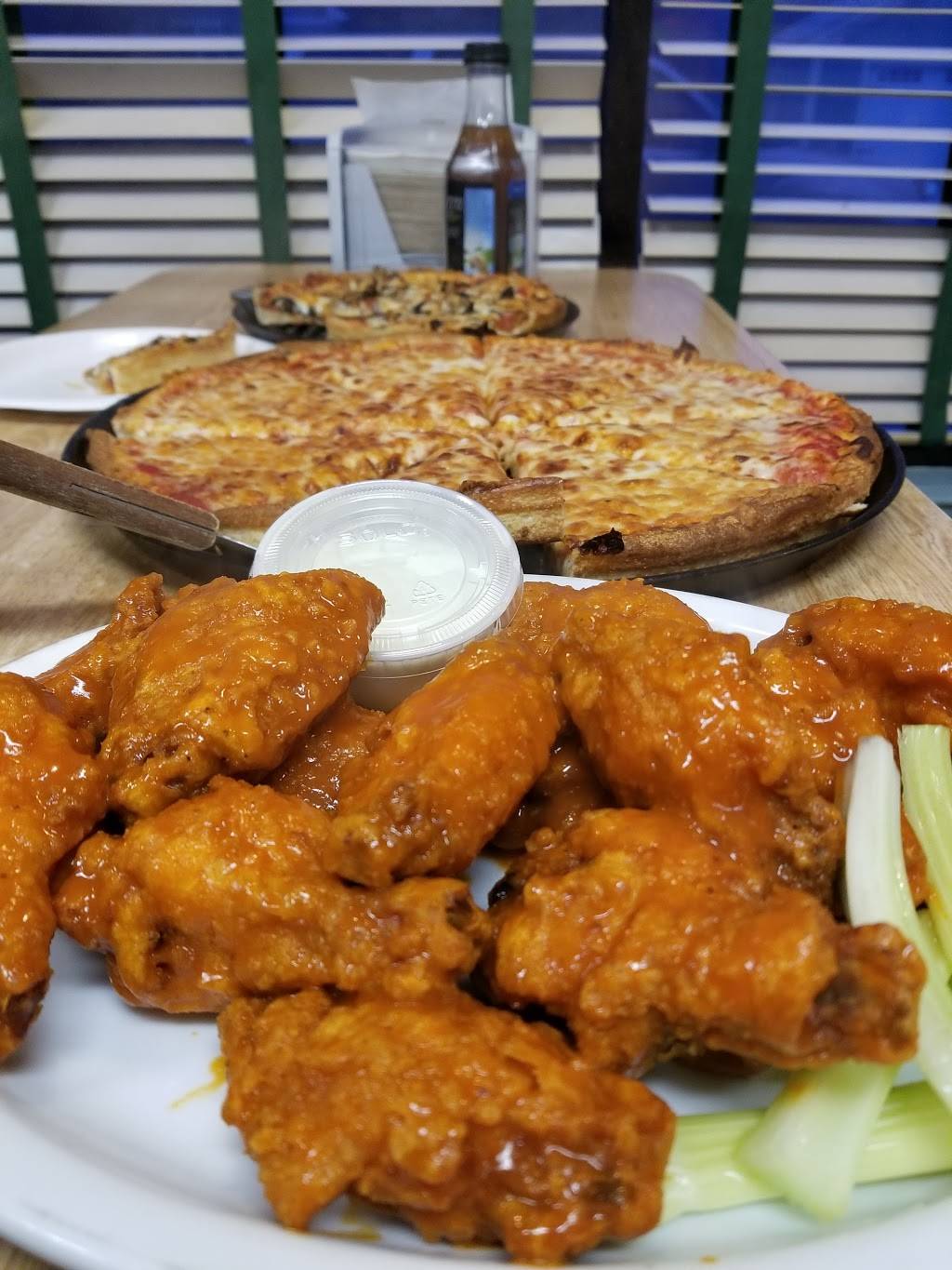 Nikos Pizza House | 216 Harrisville Main St, Harrisville, RI 02830, USA | Phone: (401) 568-8666