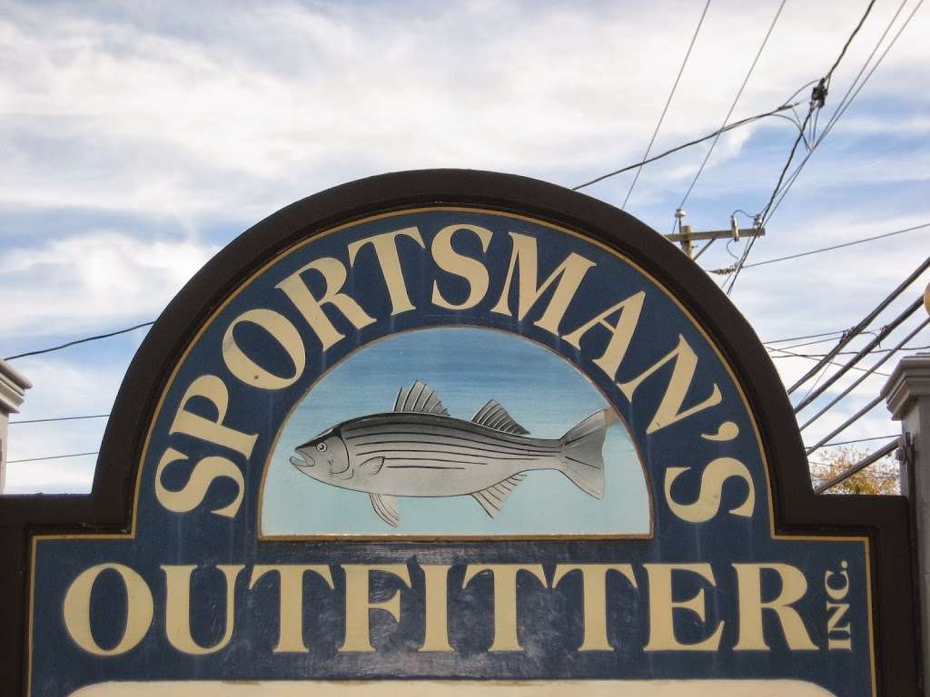 Sportsmans Outfitter Bait | 76 Padelford St, Berkley, MA 02779, USA | Phone: (508) 823-0442