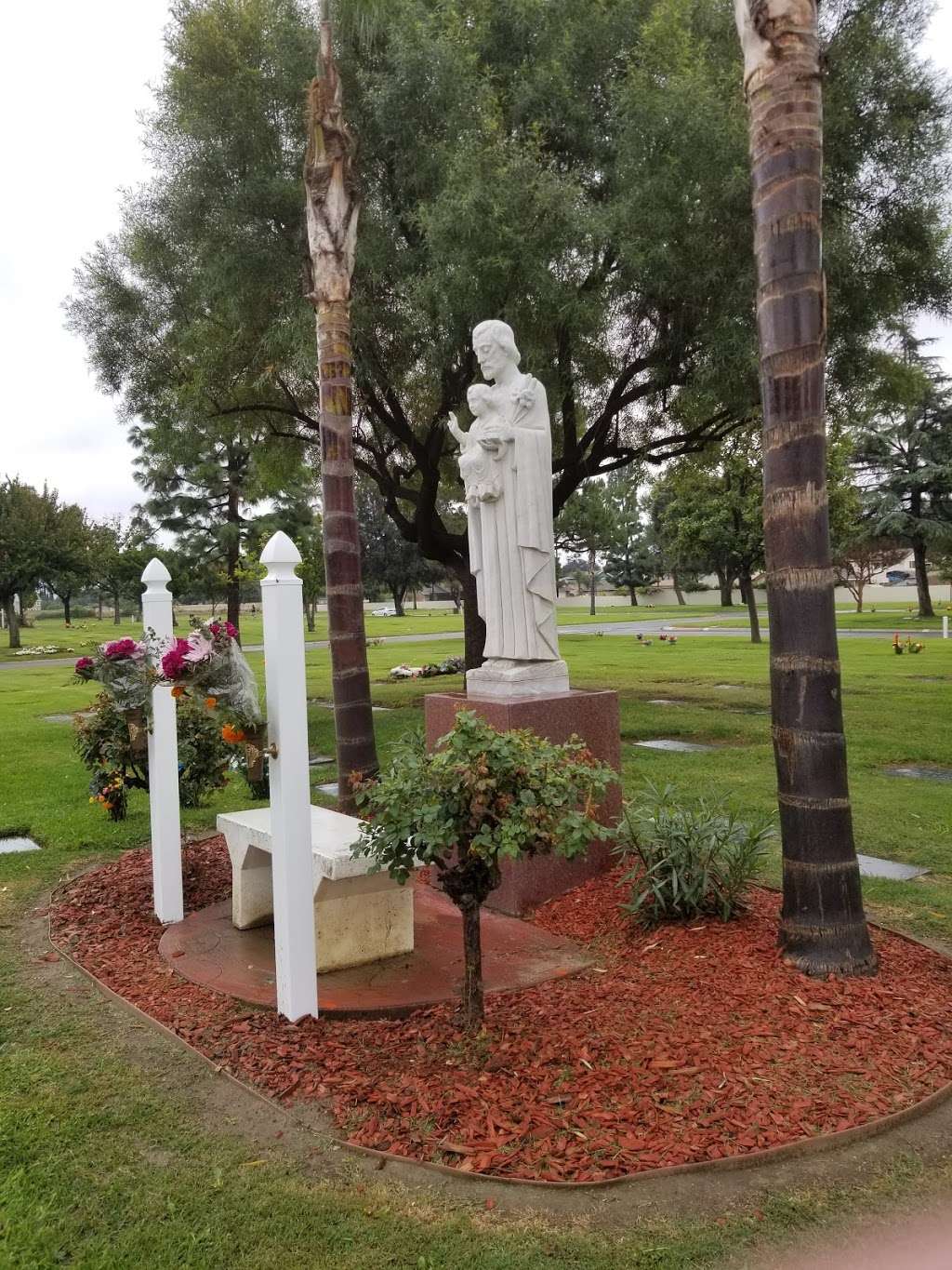 Holy Cross Catholic Cemetery 444 E Lexington Ave, Pomona, CA 91766