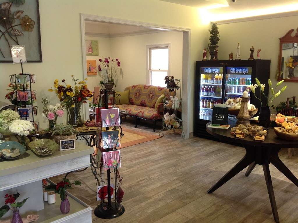 Joans Flower Shop | 22601 Lassen St, Chatsworth, CA 91311, USA | Phone: (855) 562-6757