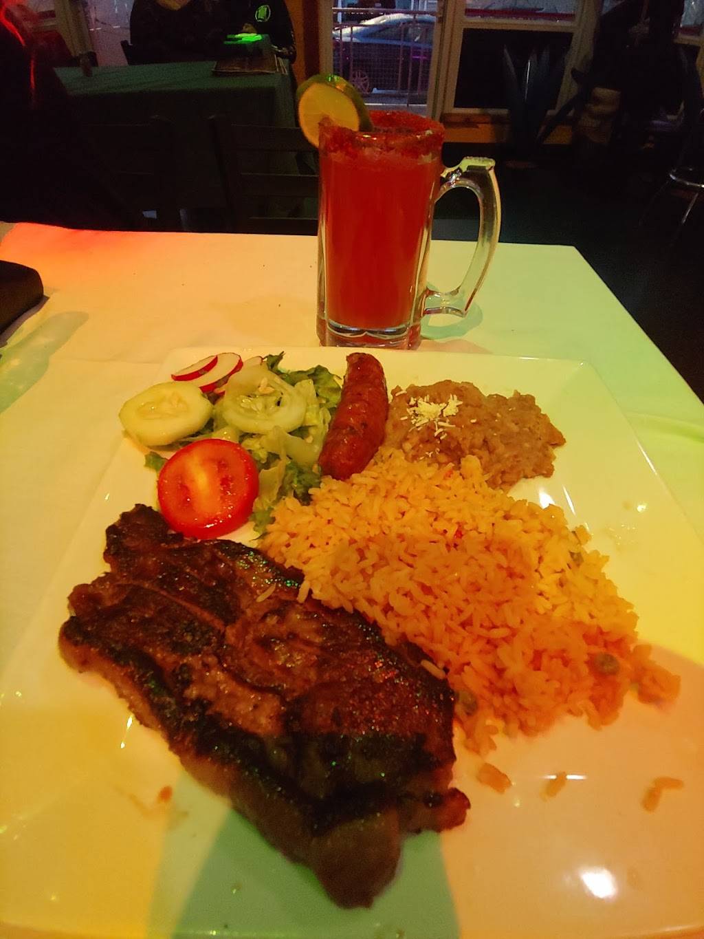 Los Agaves Restaurant | 950 Broadway, Chelsea, MA 02150, USA | Phone: (617) 466-0818