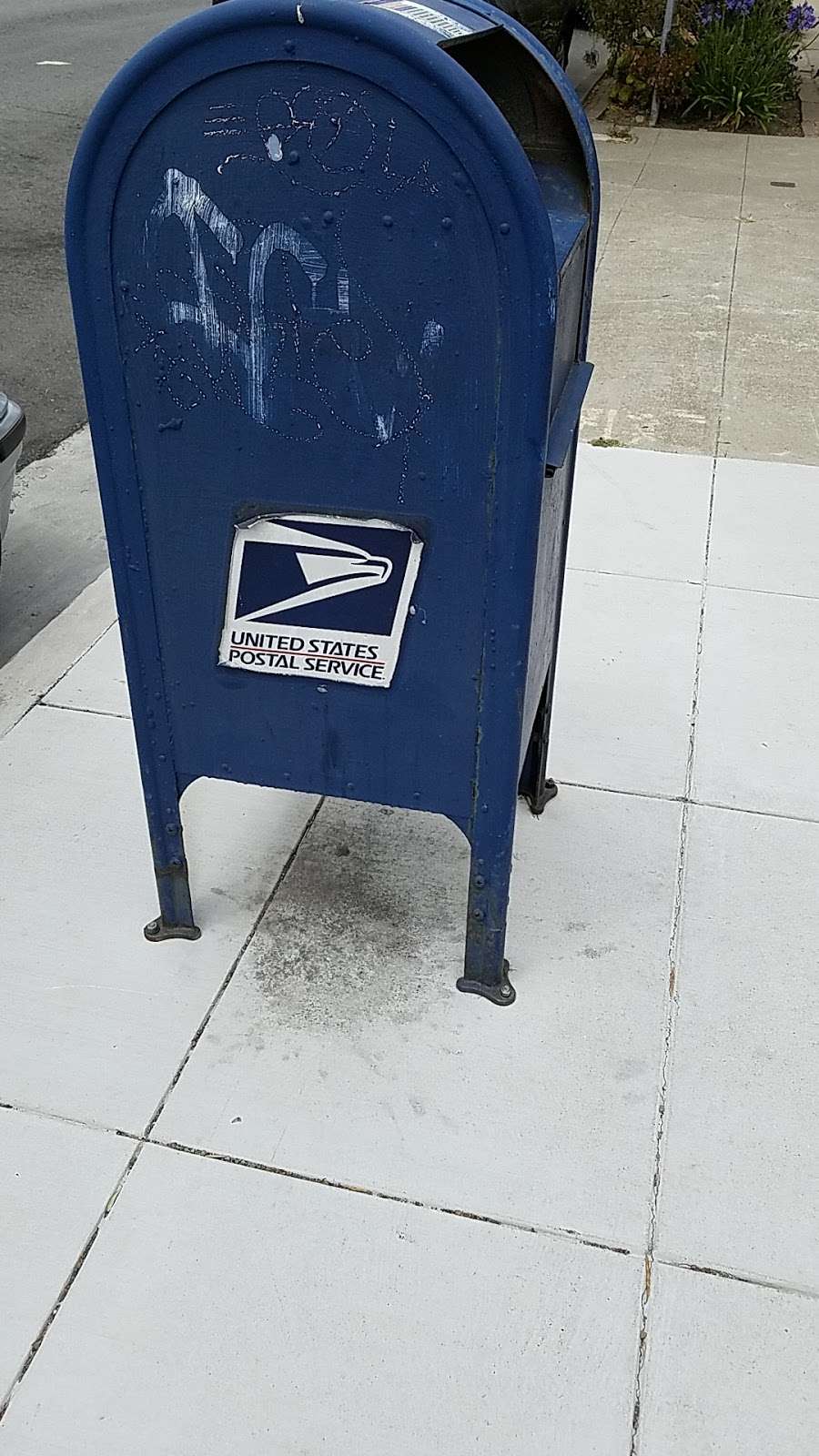 Post office box USPS | 700 Rolph St, San Francisco, CA 94112, USA