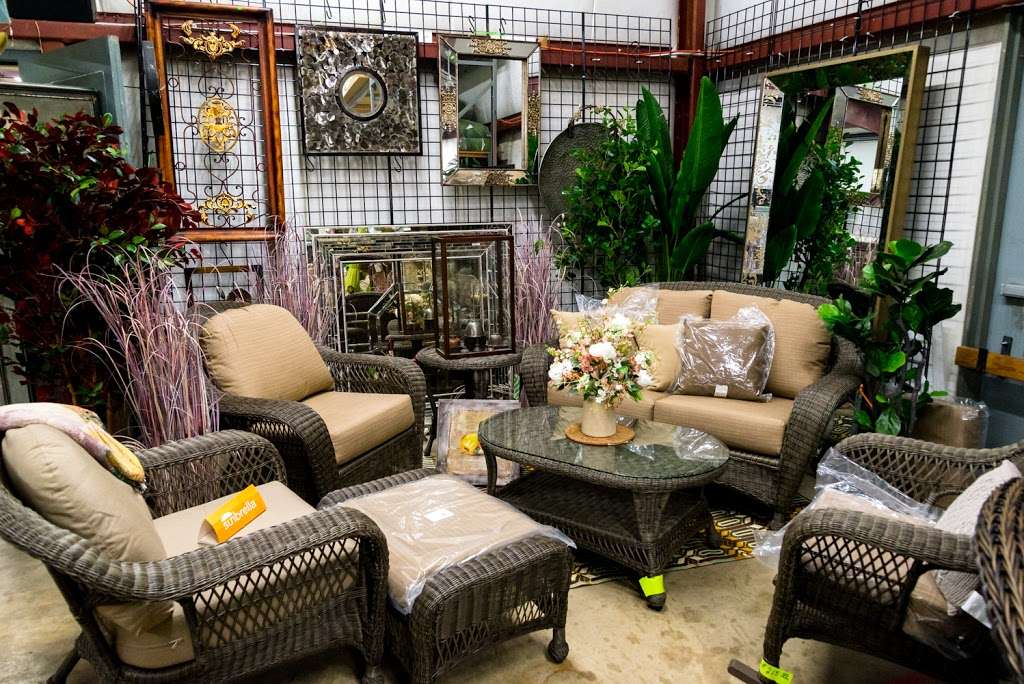 Home Decor Warehouse | 1575 Lebanon Rd, Manheim, PA 17545 | Phone: (717) 665-4721