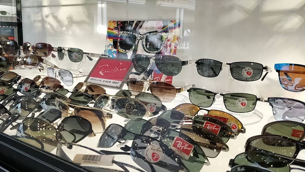 Sunglass Shack | 1600 Premium Outlets Blvd #860, Norfolk, VA 23502, USA | Phone: (757) 673-2504