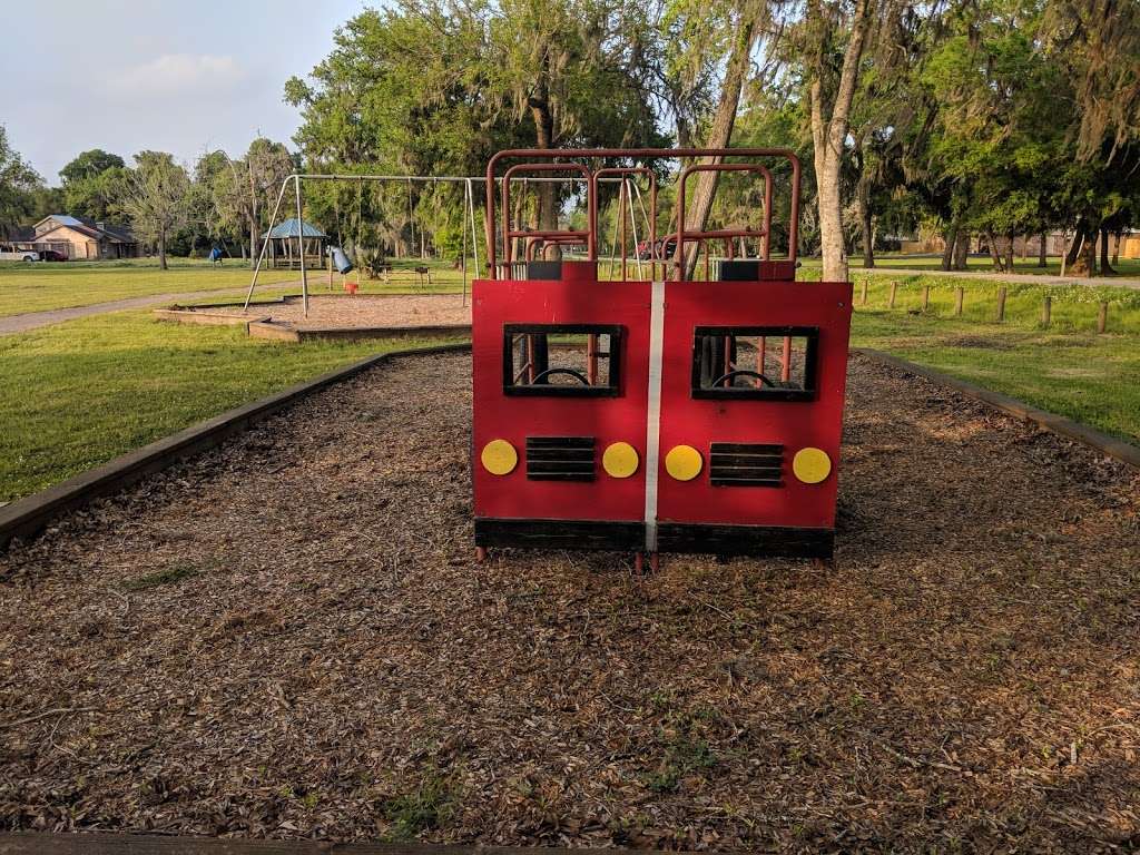 Buffalo Camp County Park | Deer Trail, Lake Jackson, TX 77566, USA